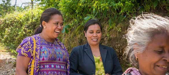 Mana Dortia Kese left Photo Helen Reynolds